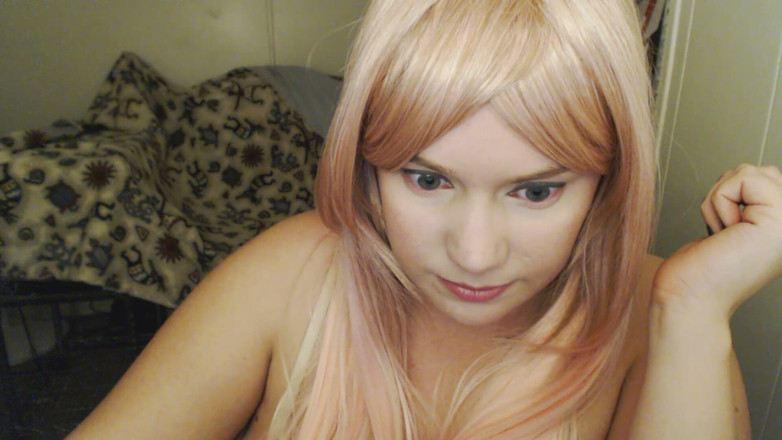 Scarlet Vixen: Rülpsende blondine