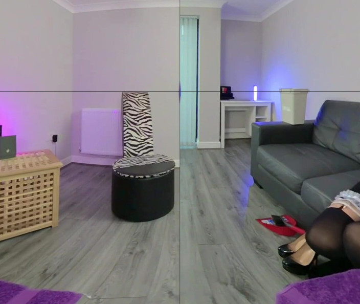 Nicole DuPapillon VR Productions: Ev hizmetçisi gövde bebeği Johnny'yi sikiyor