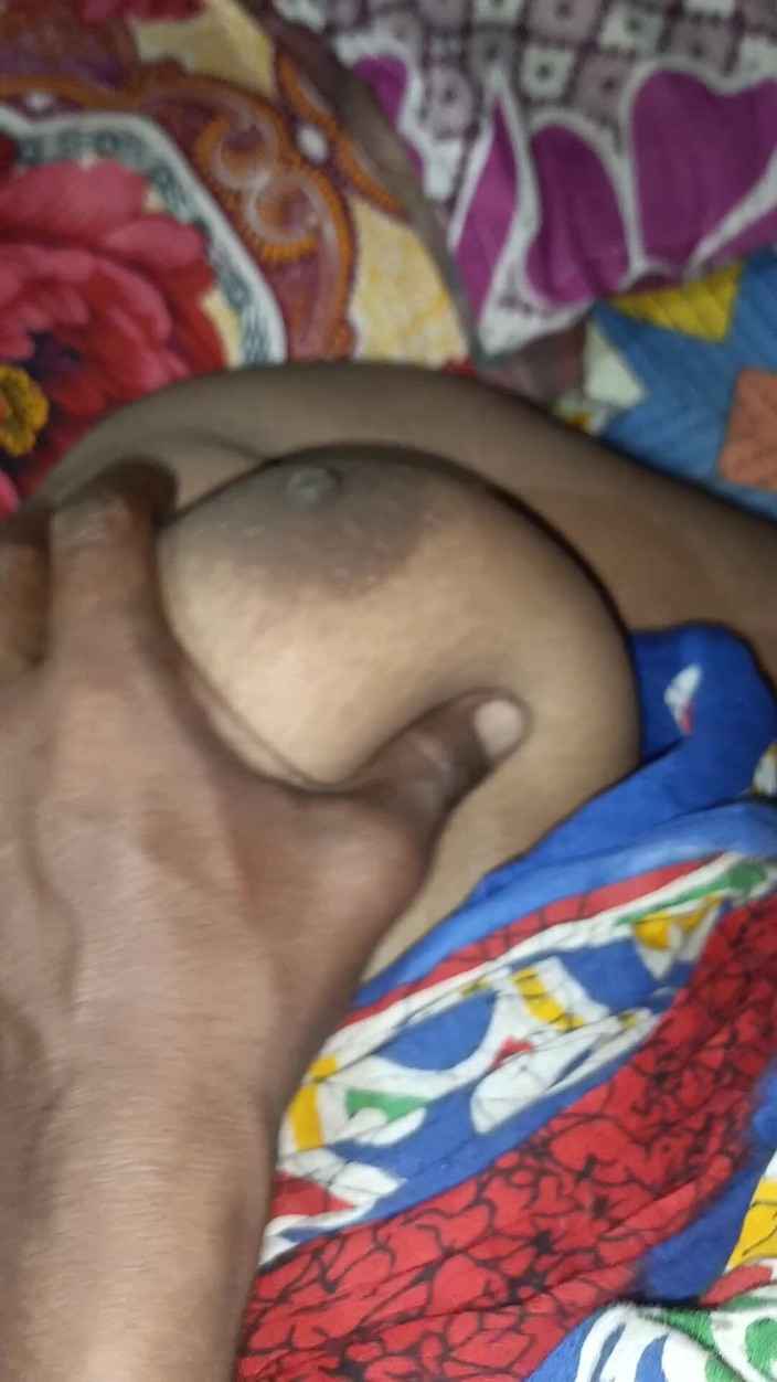 Monika Bhabhi: Індійська бхабхі секс сільська домогосподарка