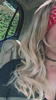 Kylie Babes Smoking Fetish Car Play