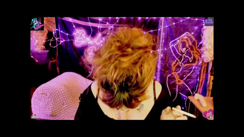 FemmeCheri120: 3 Clipuri Fumatul N Dezbrăcare