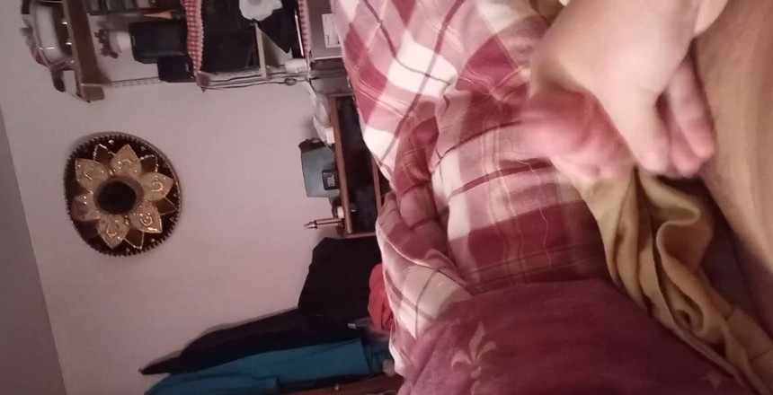 Nikki Montero: 另一天，另一个手淫。我胸部有很多精液