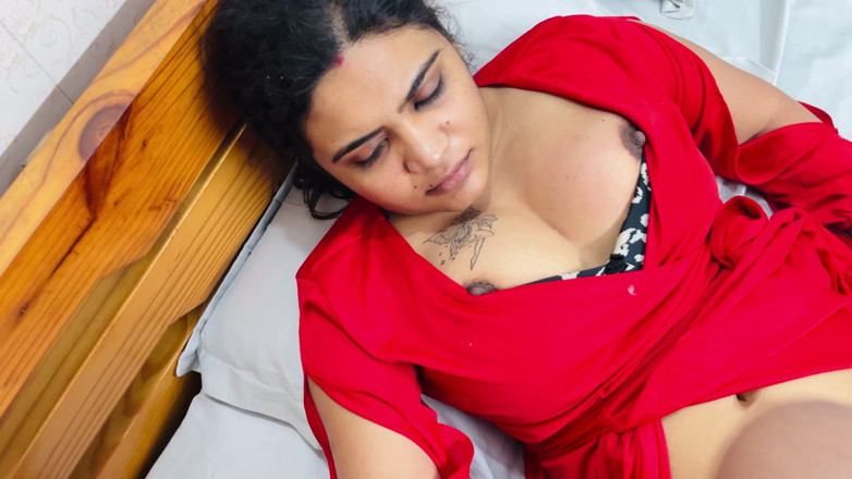 Sexychickworld: Alka bhabhi ko choda unke di bilikku alka bhabhi ne...