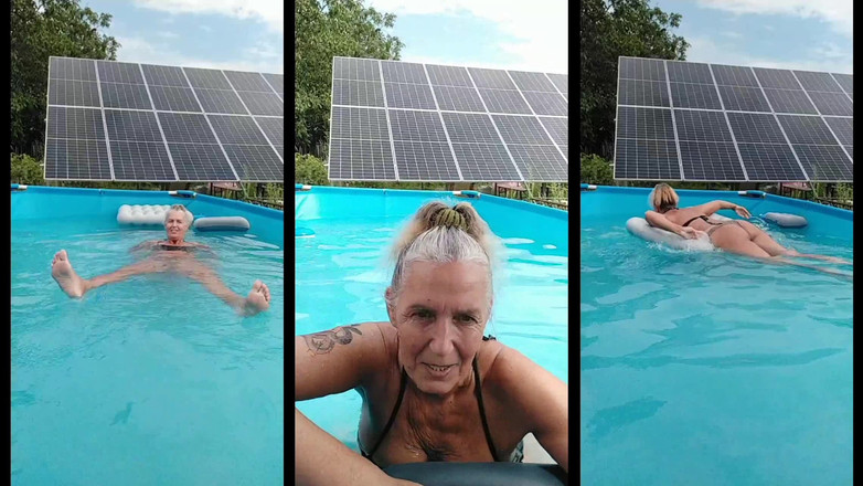 Lukerya: Žhavá hospodyňka Lukerya relaxuje