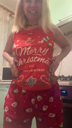 LarisaCum: Je prépare un sypree directement dans la cuisine, près du...