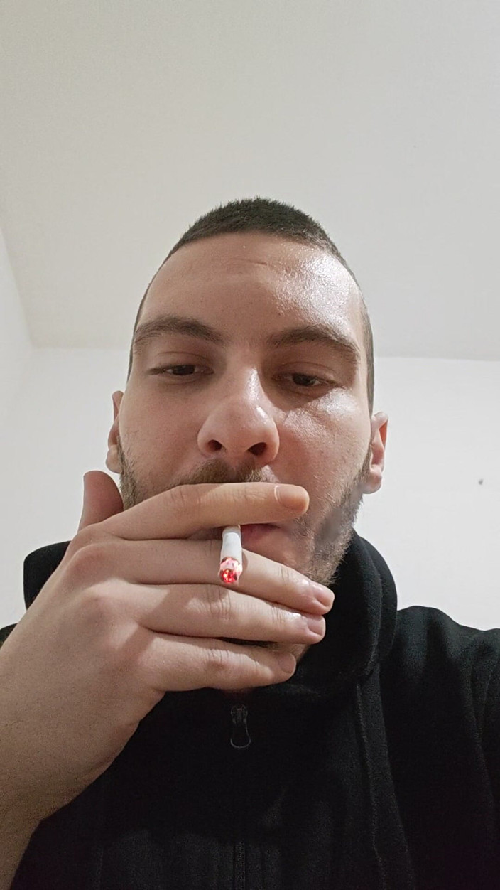 Zoomorriss: Yo fumando