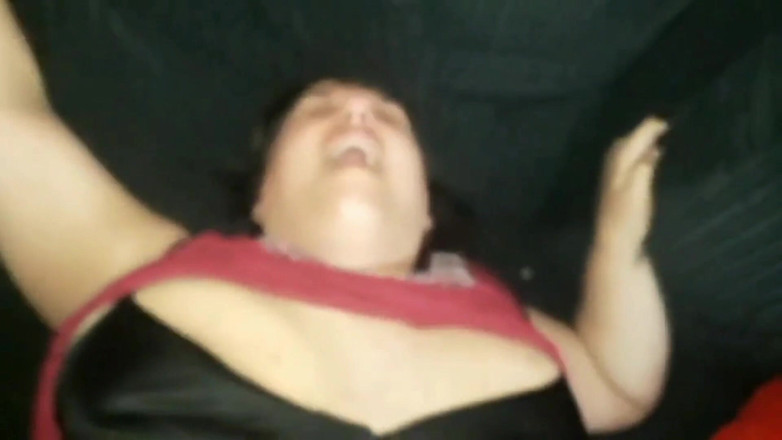 Real homemade BBW BBC porn: WildEnglishBBW BBC Nata4sex arsch zu muschi hämmern, abspritzen