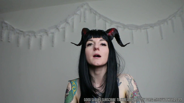 Miss Ivy Ophelia: Succubus cum eating instructions - CEI JOI