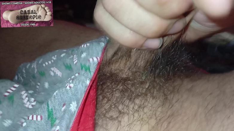 Casal Gresopio Male: Gresopio membelai zakarnya 3