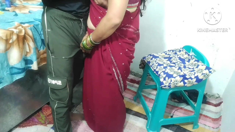 Saxesageth: Linda dona de casa sexy e marido muito fofo sexo...