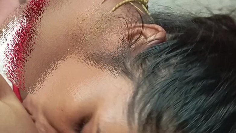 BeautyAnu: Indyjski Desi Duże cycki MILF jebanie młody chłopak wielki kutas...