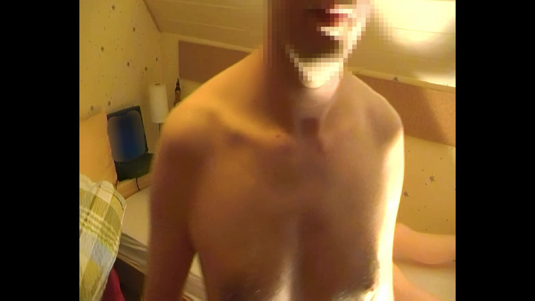 Mark Hannes: Tiefer Creampie Masturbations Fick in Gummipuppe