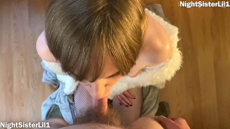 NightSisterLil1: Klas trans kız güzel gözler şehvetli sakso ağzına boşalıyor