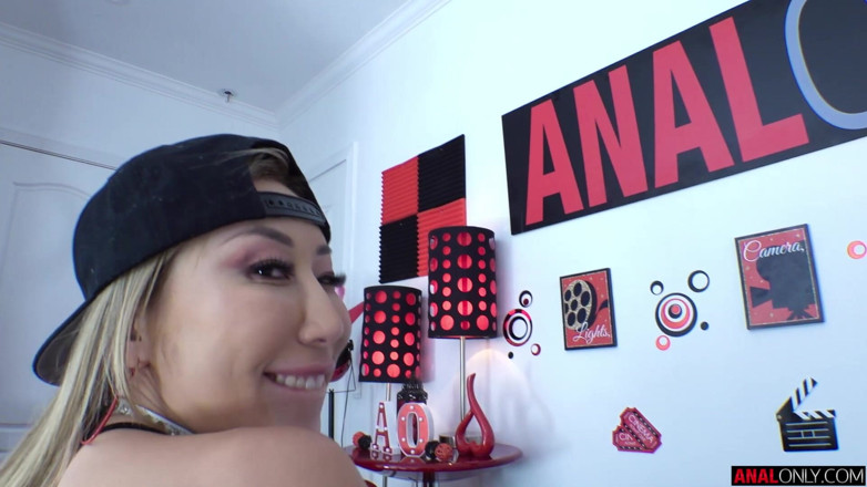 Anal Only: गांड खींचना Nicole