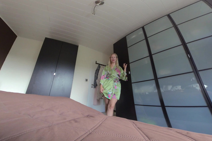 BlondeHexe VR: Succubus Sucks You Dry