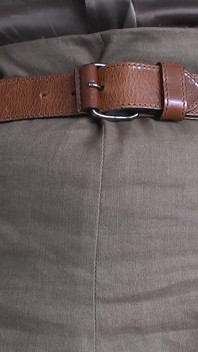 Fitting tali pinggang yang mengujakan dengan Skirt Linen, Bahagian 1, Lady Victoria Valente