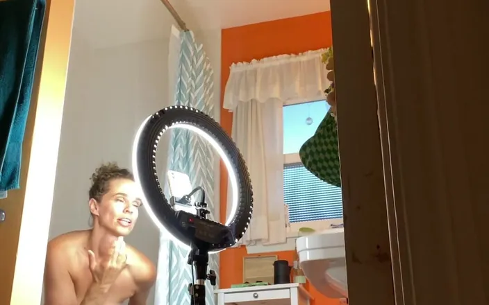 VibeWithMommy: Sexy Step Mommy Behind the Scenes 