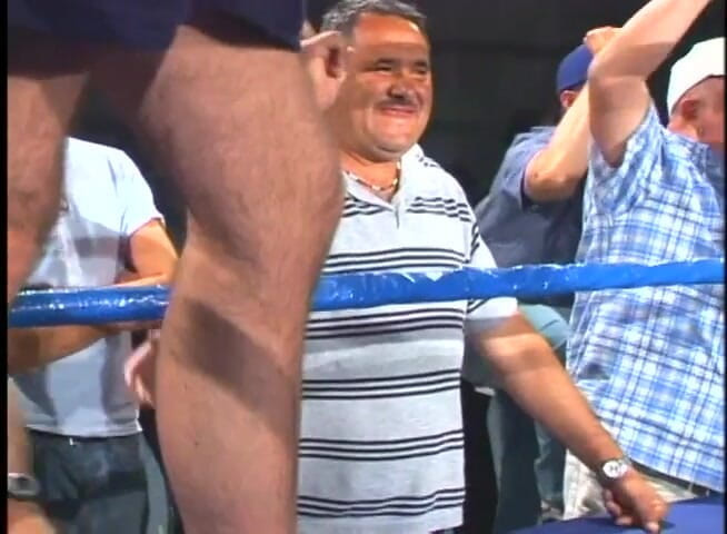 American Idol X: Succhia un grande cazzo nel wrestling
