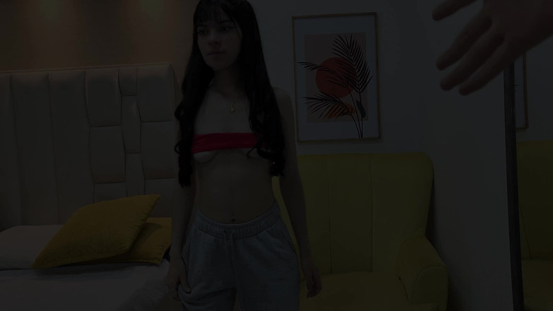 Jopy sex: 她的继母教她做练习并在她的房间里操她