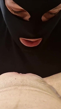 Suami jilat memek beceknya sampai orgasme setelah istrinya dientot habis-habisan sampai dicrot di dalam sama pacarnya
