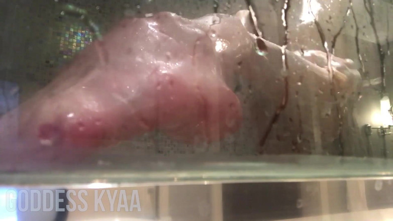 Kyaa Chimera: Hotel ducha voyeur