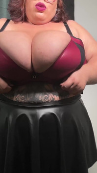 Angel BBW Big Pee Boobs