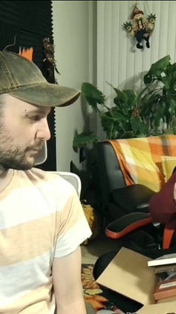 Dárky na seznamu přání 4 Sophiin narozeninový dárek a první masturbace skleněným robertkem