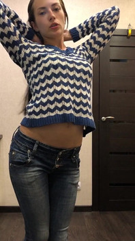 ทดสอบยืดท้องโชว์ใน 3 เสื้อกันหนาว