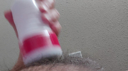 MrABDR: Acariciando con una teta