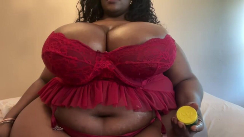 Legendary Booty Overdose: Lactating BBW Milking &amp; Sucking Her Boobs