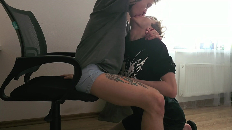 Ethan Lestray: I Invited My Stepbrother to Come Fix the Computer and...