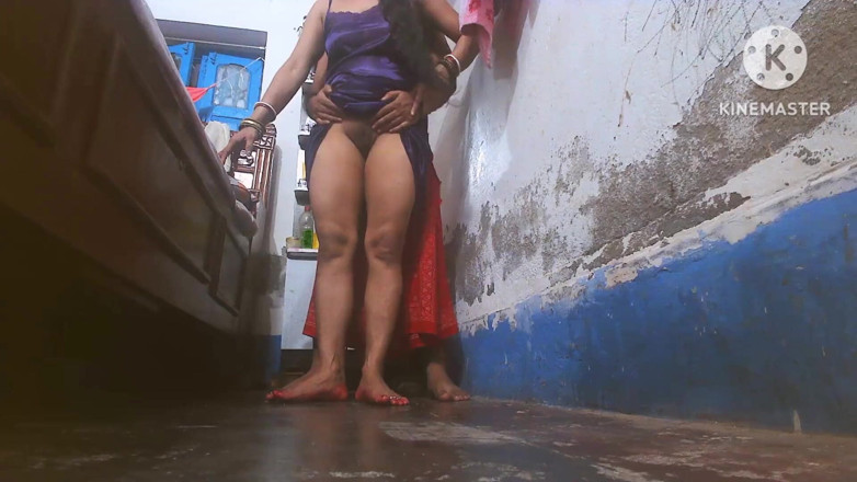 Aakritik346: Vreemdeling sexy dame lerares en student seksvideo