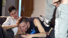 French Twinks Amator videos: 凯文被 2 个好奇的异性恋男孩性交