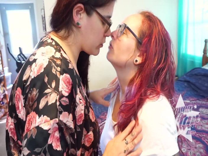 Savanna star: Divertimento sensuale lesbo