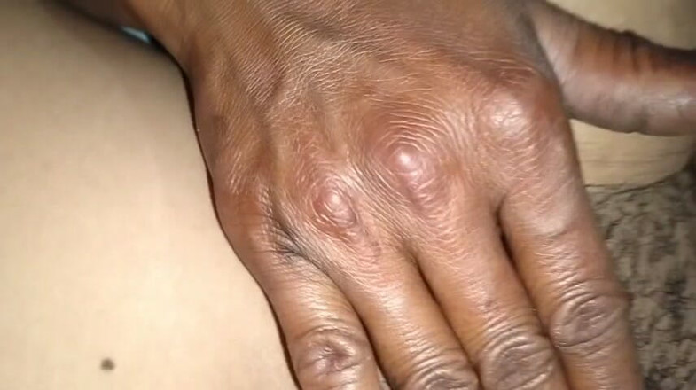 KMM: Disfruté follando el culo de mi esposa
