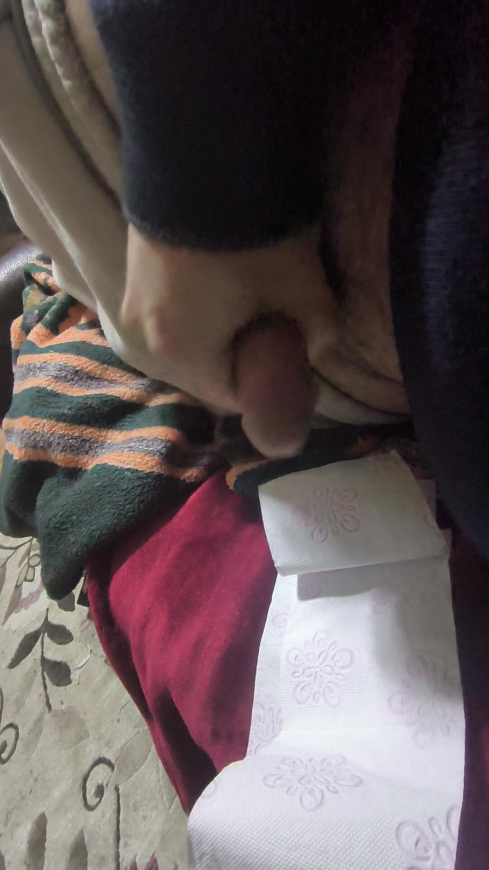 Hornypornyy31: Boşalıyorum