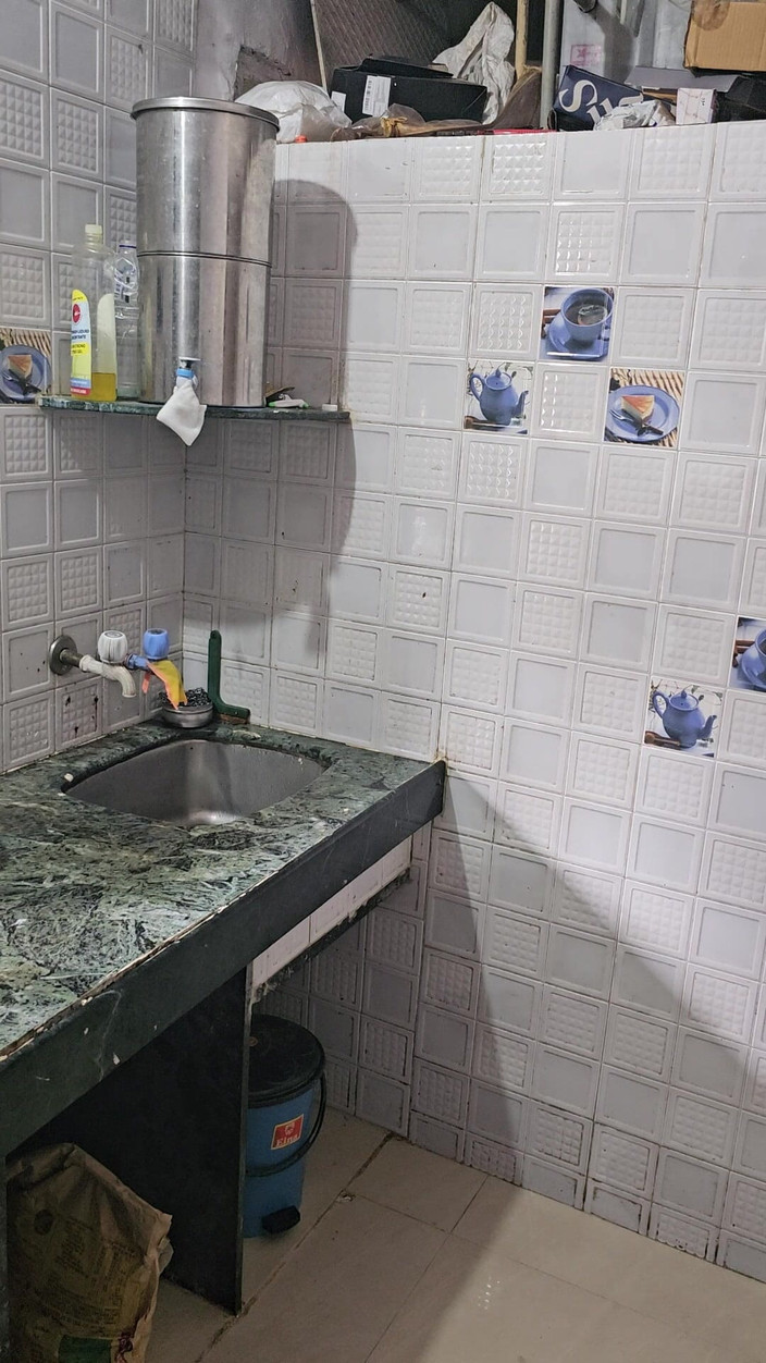 Aalox: Belle coppie indiane fanno sesso in cucina