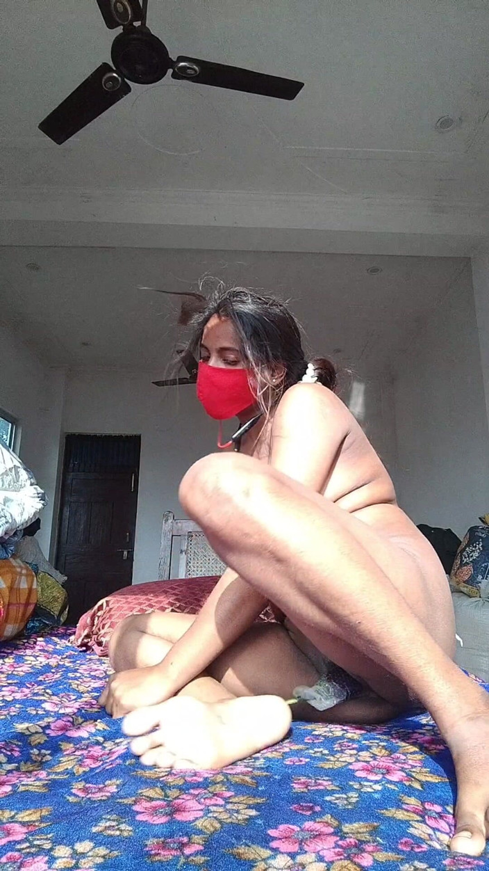 Anuttar: Hotest Village GF Mastrubating His Pussyy Very Hard and Take...
