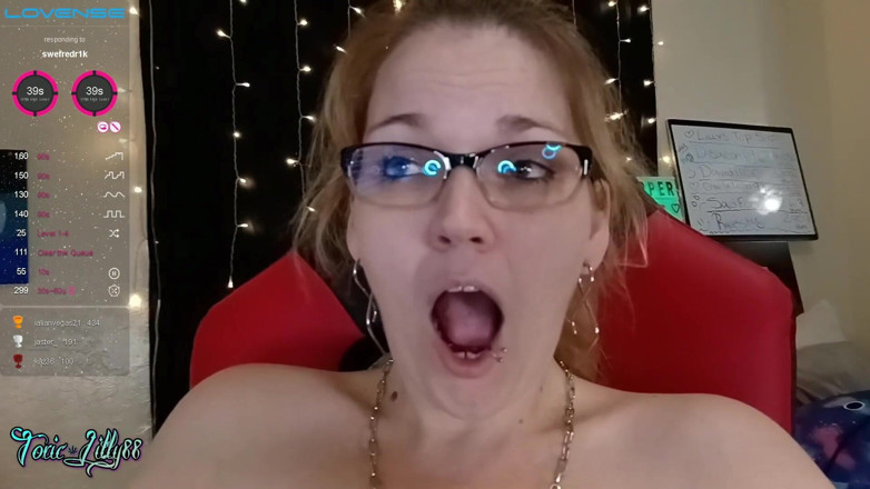 ToxicLilly88: Toxiclilly88 cam clips #13