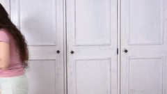 ElizaTheModel: 笨拙的古恩抢劫我