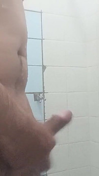 En La Ducha Oscarcoronado86 Se Toca El Culo Y Se Le Pone La Verga Dura