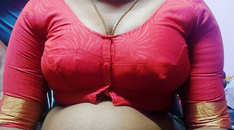 Desi Mohini: Красивая индийская тетушка с большим пареньком