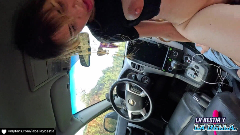 Labestiaylabella: Người phụ nữ 18 tuổi; Lái xe hơi của cô ấy trong...