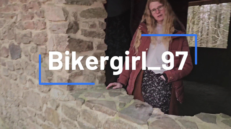 Bikergirl_97: Paroháč Fick Mit Ao Fotzenbesamung Und Intenzivním stříkání!