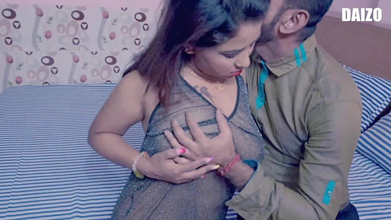 Daizo Premium: Sdílení manželky s mým šéfem k povýšení - Desi čerstvě vdaná manželka