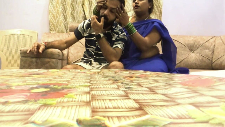 suchismitasarkar: رجل متقاعد وحيد مارس الجنس مع خادمته. سخيف المتشددين