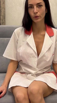 Prdová terapie, Sexy sestra Roleplay