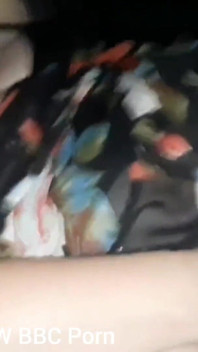 Cazzone nero martellante anale strofinando il mio clitoride orgasmi urlanti