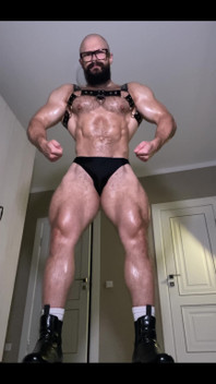 Flexing That Huge Tree Trunks