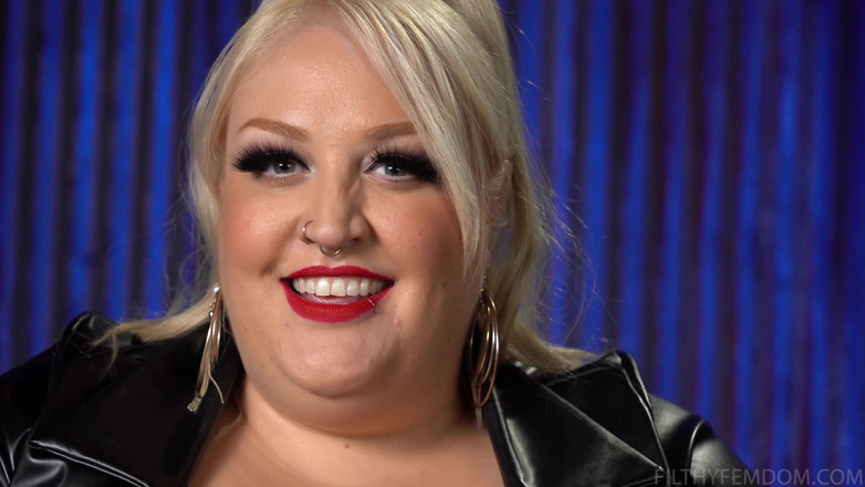 FilthyFemdom: Polly Bombshell ile mutlulugunuzun tadını çıkarın